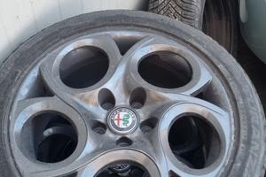 4 ruote complete alfaromeo giulietta 17 originali