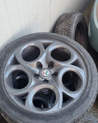 4 ruote complete alfaromeo giulietta 17 originali