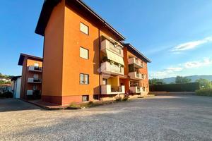 4 LOCALI A RENDE