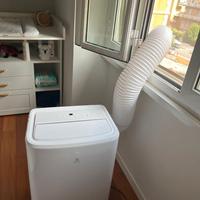 condizionatore portatile Electrolux EXP26U339AW: