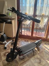 Monopattino elettrico 