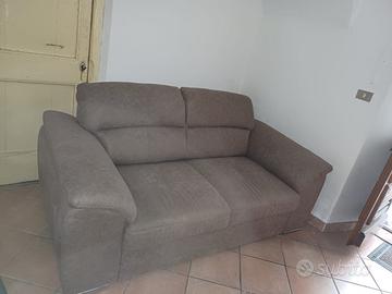 Divano 2 posti