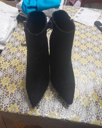 stivaletti neri 