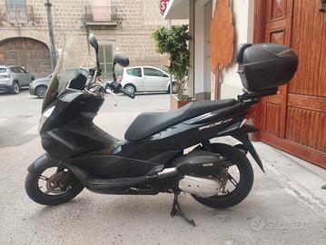 scooter honda pcx 150  2017