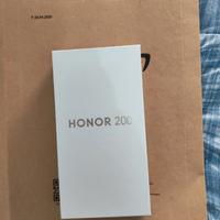 Honor 200 12 RAM 512 GB 