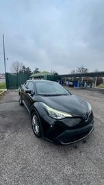Toyota CHR 77000 km business