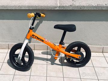 B’Twin bici senza pedali (balance bike)