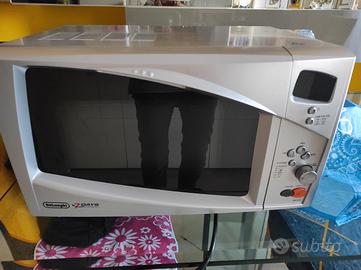 Forno a microonde piu bilancino da cucina