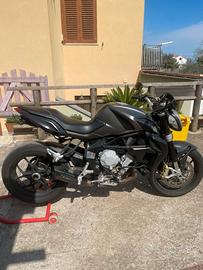 Mv agusta brutale 675