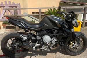 Mv agusta brutale 675