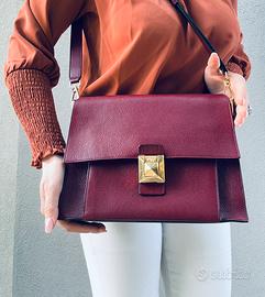 Borsa Furla pelle bordeaux elegante con tracoll