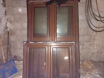  tre porte finestre e unA finestra in PVC com
