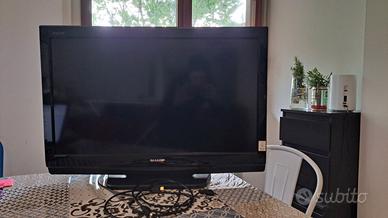 TV Color LCD SHARP MODELLO LC - 32DH500E