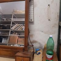 Specchiera in noce
