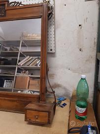 Specchiera in noce