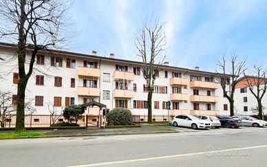 AMPIO E LUMINOSO 2 LOCALI CON BALCONE E CANTINA !