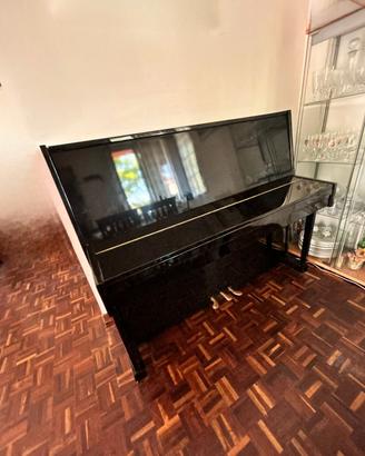 Piano forte verticale