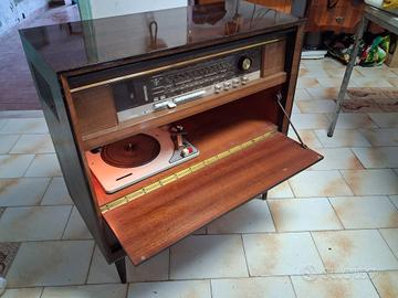 Radio giradischi Grundig
