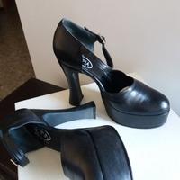 Scarpe vera pelle con plateau 