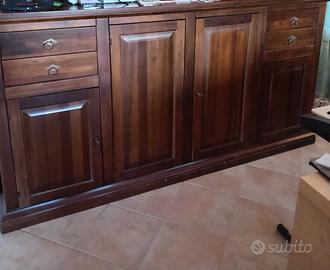 Credenza in arte povera