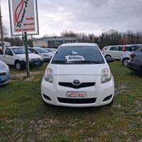 Toyota Yaris 1.0 5porte