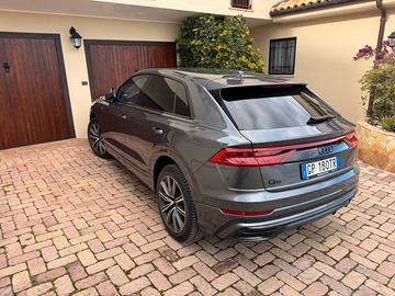 Audi Q8 45tdi quattro Sline