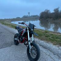 aprilia sx 125 2010