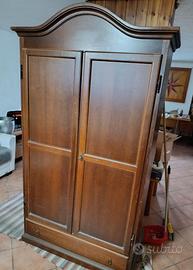 armadio H200 cm    l. 104 cm   P 50 cm