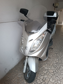 Scooter Peugeot Satellis 400