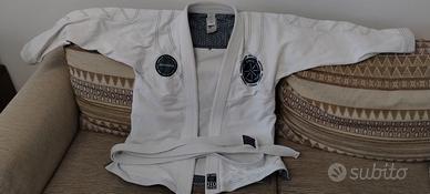GIACCA BJJ  BRASILIAN JIU JITSU – Usata pochissimo