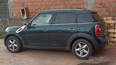 MINI COUNTRYMAN 1.6cc 82cv