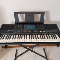 Tastiera Yamaha PSR 463 arranger piano elettrico