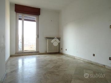 5 LOCALI A ALESSANDRIA