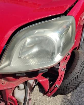 Proiettore sinistro FIAT QUBO del 2012