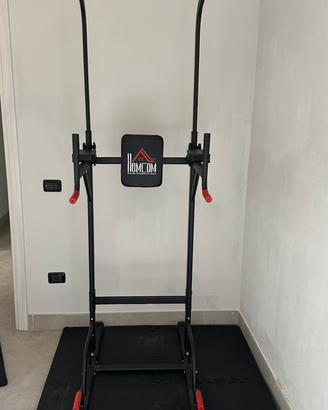 Struttura per trazioni e multifunzioni da palestra