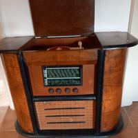 mobile radio +giradischi 