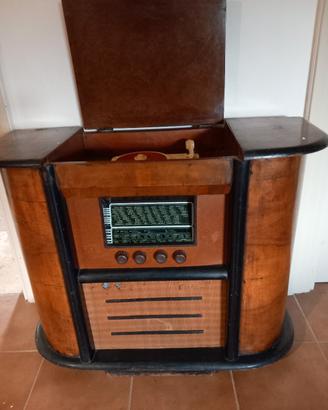 mobile radio +giradischi 