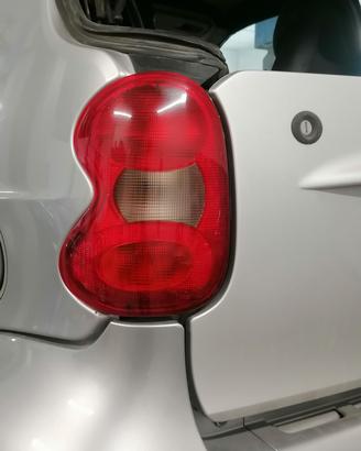 Fari posteriori smart 450 cabrio