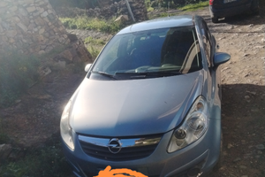 Opel corsa CDTI 1300 Peugeot 208 HDi