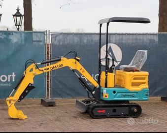 Mini escavatore 1000kg 13cv dm10