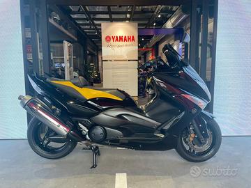 YAMAHA T-Max 500 .