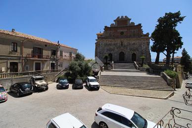 4 LOCALI A MONTALTO UFFUGO
