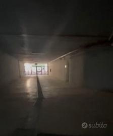 Cagliari Autorimessa 1000mq Cantine e Parcheggi