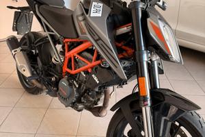KTM Duke 125