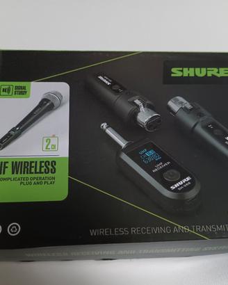 N. 2 trasmettittori microfonici con ricevitore UHF