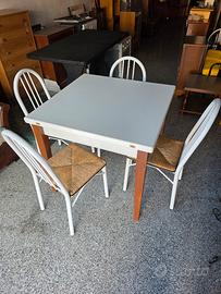 tavolo apribile a libro + 4 sedie