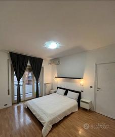 Tiburtina-casal bruciato trilocale con due balcon