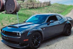 Dodge Challenger V6 3.6cc 