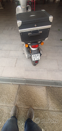 Motorino aprilia scarabeo 50 cc