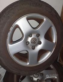 Cerchi in lega Vw Golf Touran + gomme invernali